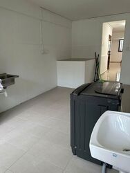 Jurong East Street 21 (D22), Shop House #540011711